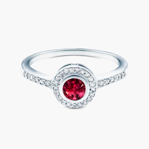 Pierścionek zaręczynowy SAVICKI: białe złoto, rubin